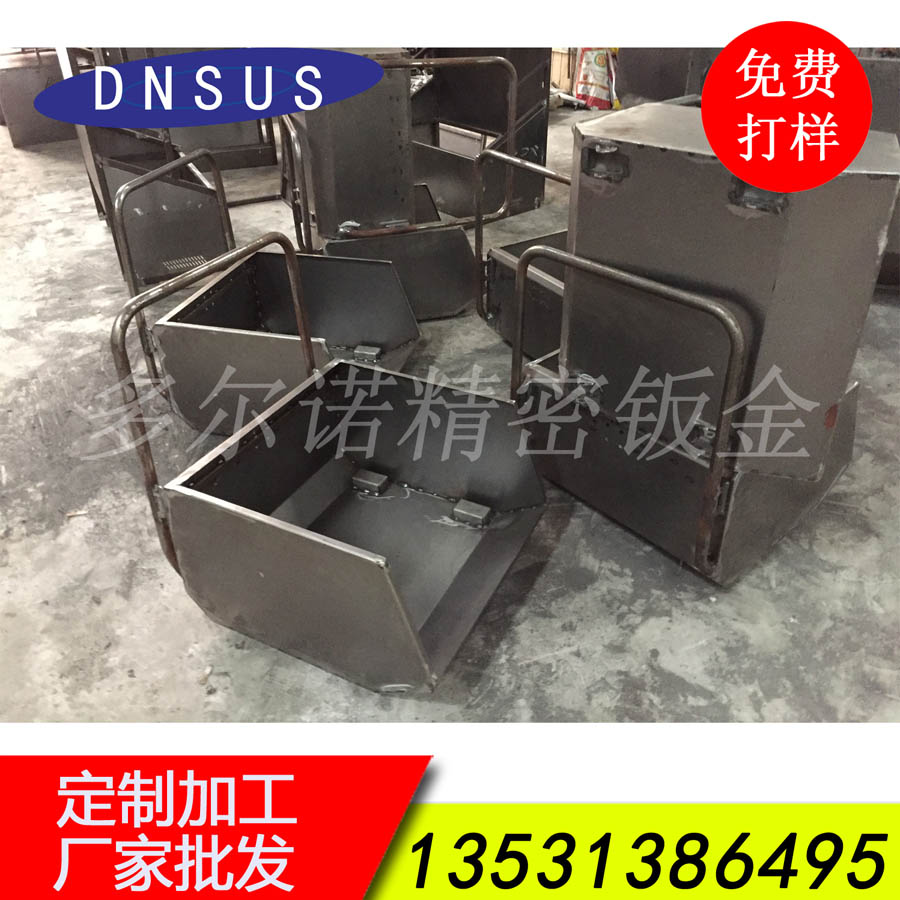 廠(chǎng)家批發(fā)清潔設備機架定制 掃地車(chē)垃圾斗加工 清潔設備成套鈑金加工.jpg